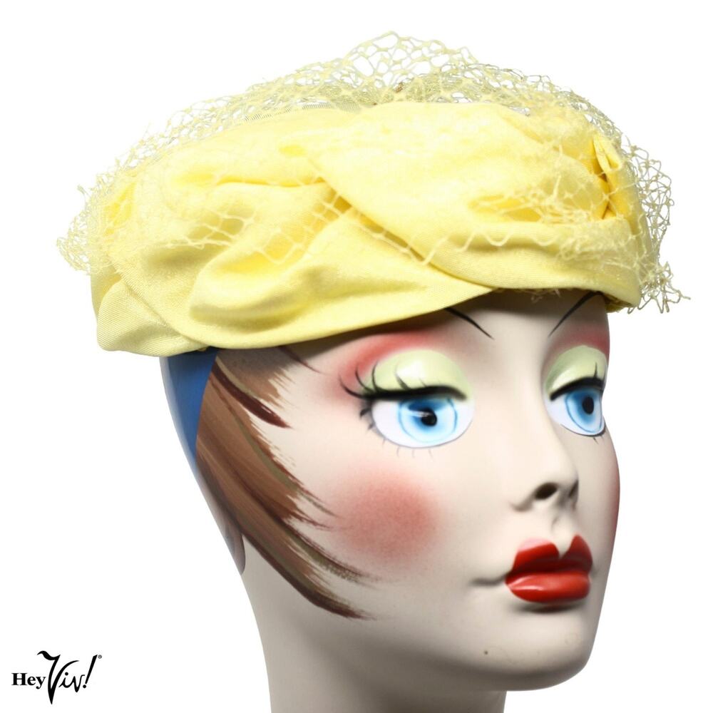 Vintage 50s Yellow Pill Box Cocktail Hat w Veil Union Label UHCMW - Hey Viv